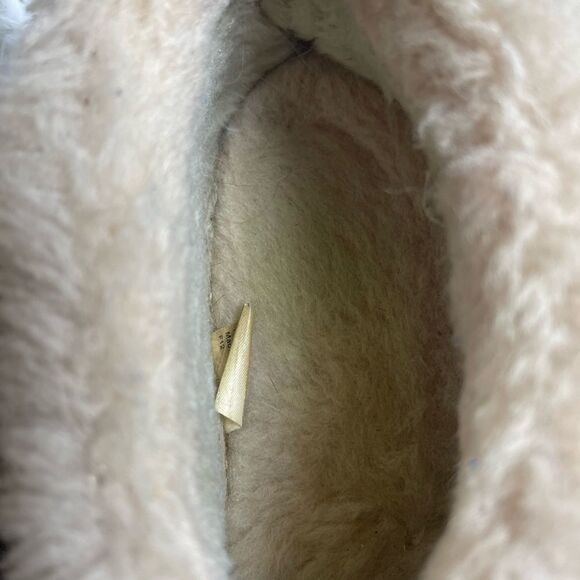 Tamarac leather suede mintGreen sleepers beige shearling lining rubber soles SZ9 - Picture 8 of 10